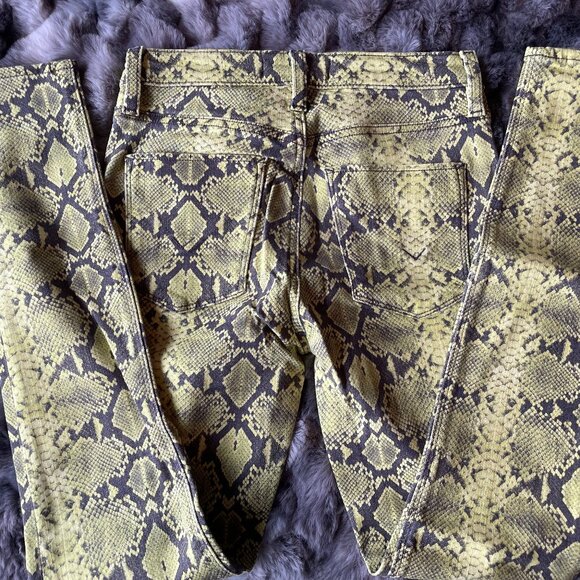 Hudson Super Skinny Nico Jeans - Picture 6 of 9